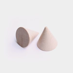 Conos de madera