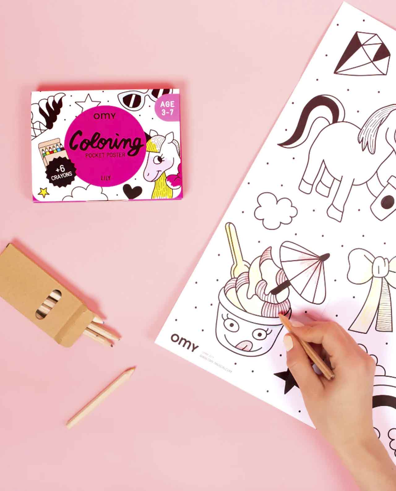 Coloring Pocket + Poster Lily OMY - Imagen 2